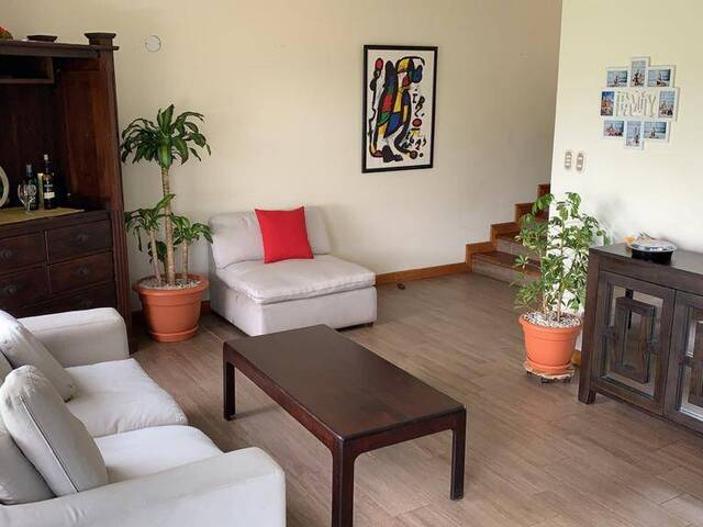 #2054 - Casa para Venta en Ciudad de Guatemala - Guatemala - 2