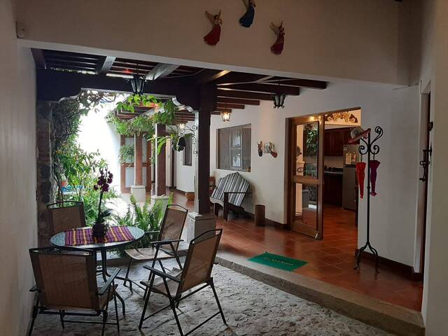 #2044 - Casa para Venta en La Antigua Guatemala - Sacatepéquez - 3